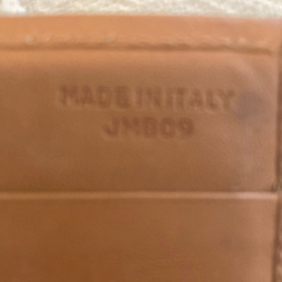 Celine bucket tote with bi fold wallet this is a steal - Picture 16 of 16